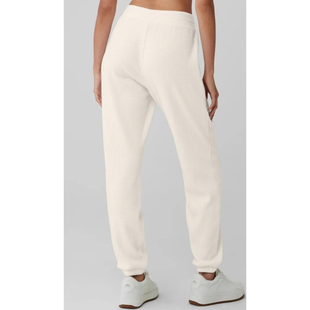 Alo Weekend Escape Joggers Ivory Waffle Thermal High-Rise Waist Cream Sweatpants - Picture 2 of 14